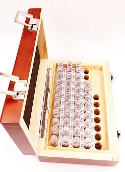 Набор гл.калибров 1,0-5,0 +/-0,001 шаг 0,1 41 шт. Фото N3