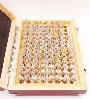 Набор гл.калибров 3,01- 4,0 +/-0,001 шаг 0,01 100 шт. Фото N3